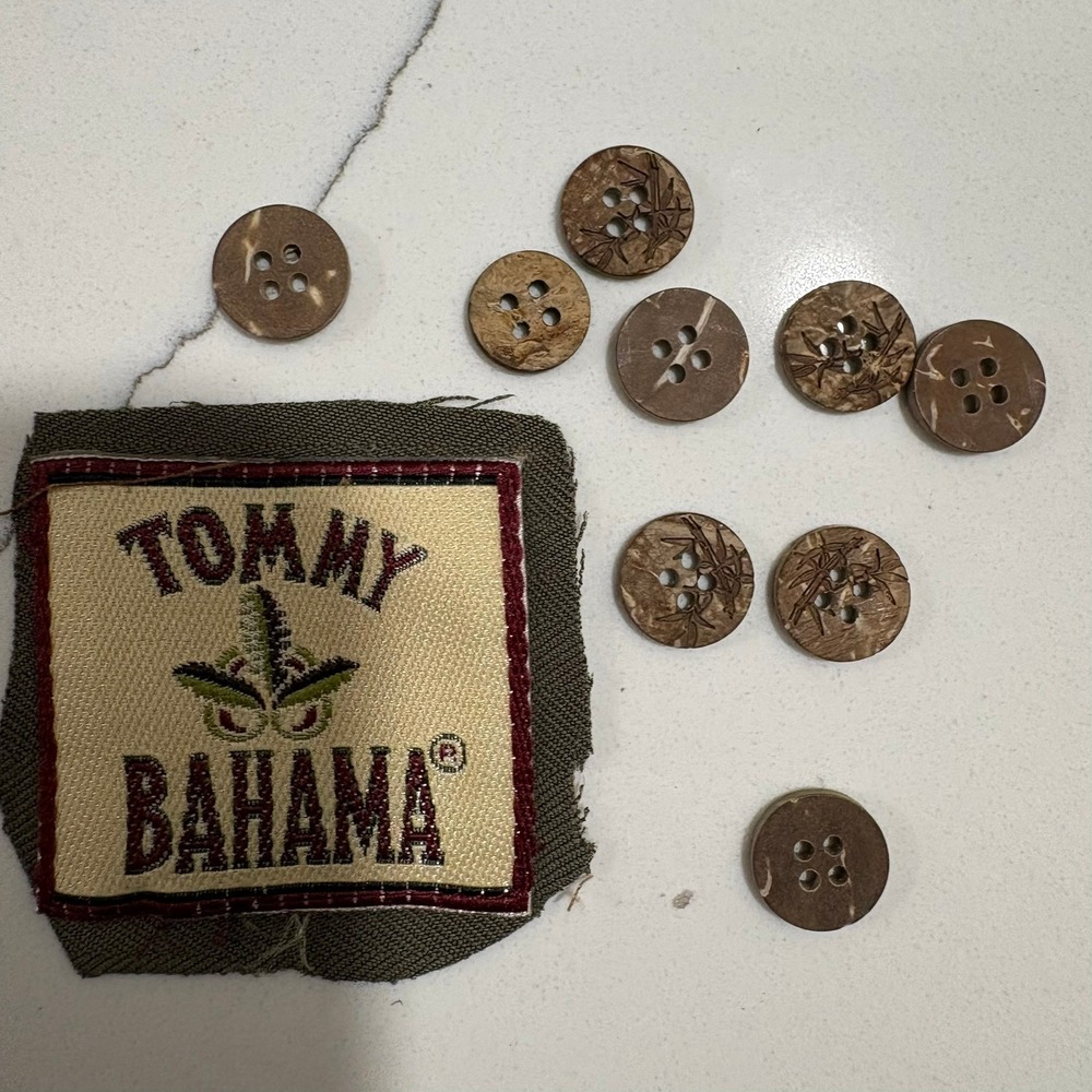 Tommy Bahama Buttons & Patch Set Brown Bamboo Etched Coconut Wood 9pc 0.75in